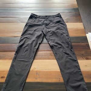 Lululemon Men's Black Pants
